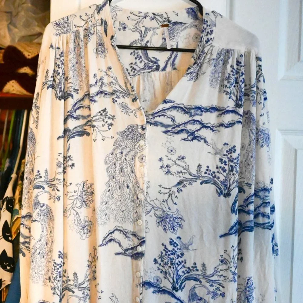 Free People flowy shirt - Picture 1 of 3